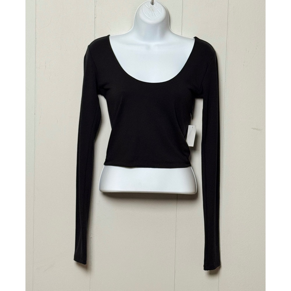 NWT Florence by Mills Women's Black Scoop Neck Long Sleeve Crop Top Size Medium